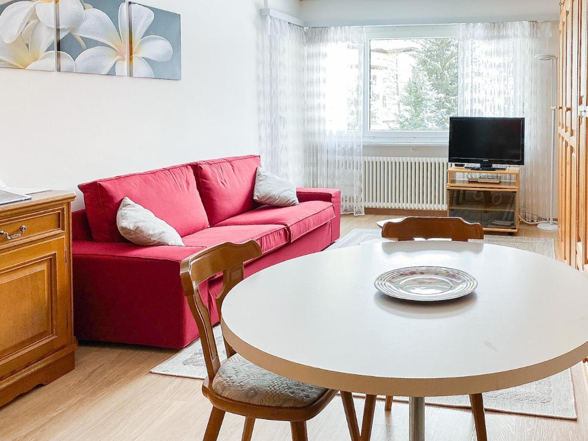 Zentrale Wohnung In St. Moritz Mit Grossem Balkon Экстерьер фото
