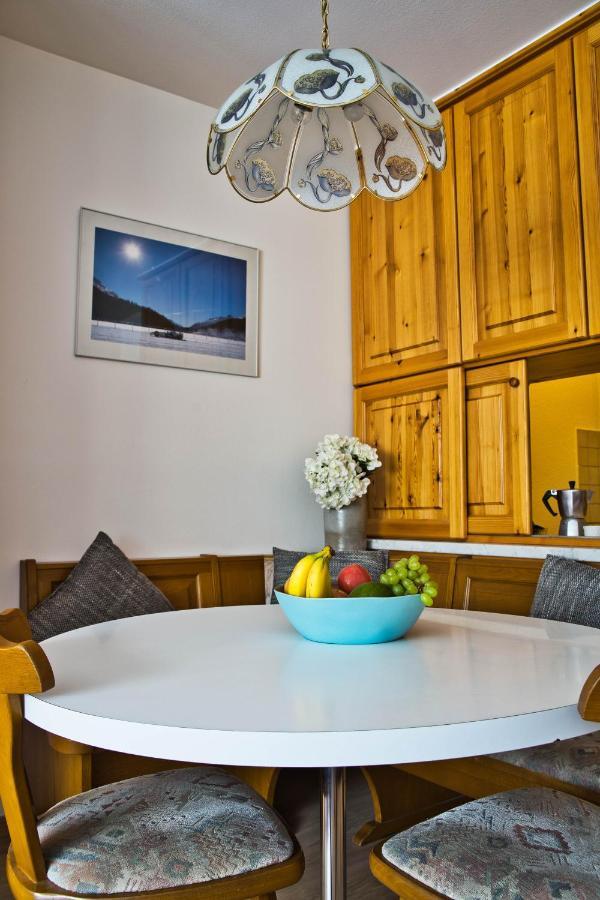 Zentrale Wohnung In St. Moritz Mit Grossem Balkon Экстерьер фото