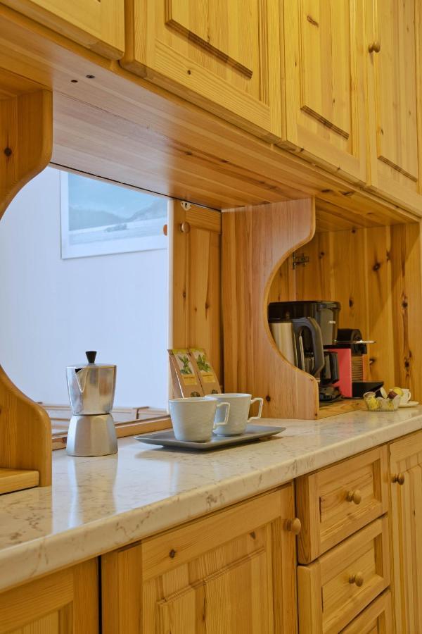 Zentrale Wohnung In St. Moritz Mit Grossem Balkon Экстерьер фото